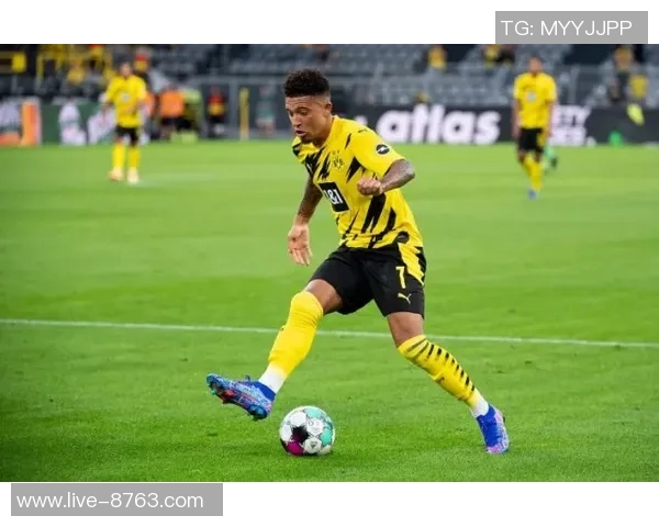 桑乔女友每周收几万镑引发争议其巨额债务成焦点