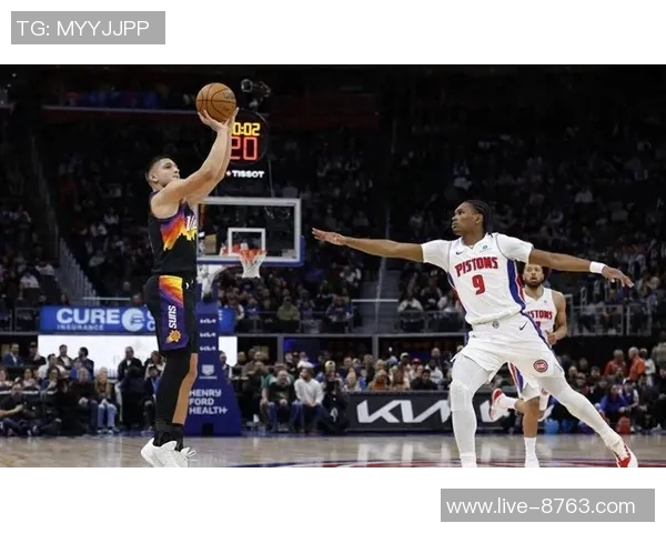 格雷森阿伦谈缺少布克对三分球机会的影响与挑战